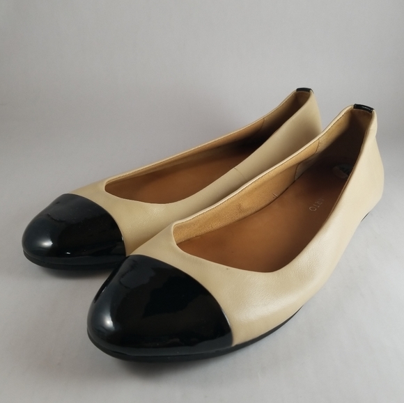 franco sarto black flats